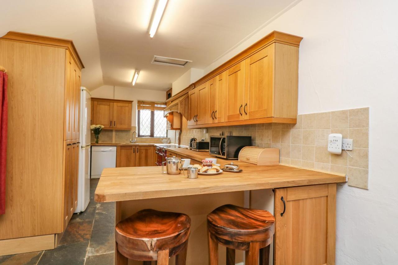 South Boduel Farmhouse Liskeard Bagian luar foto