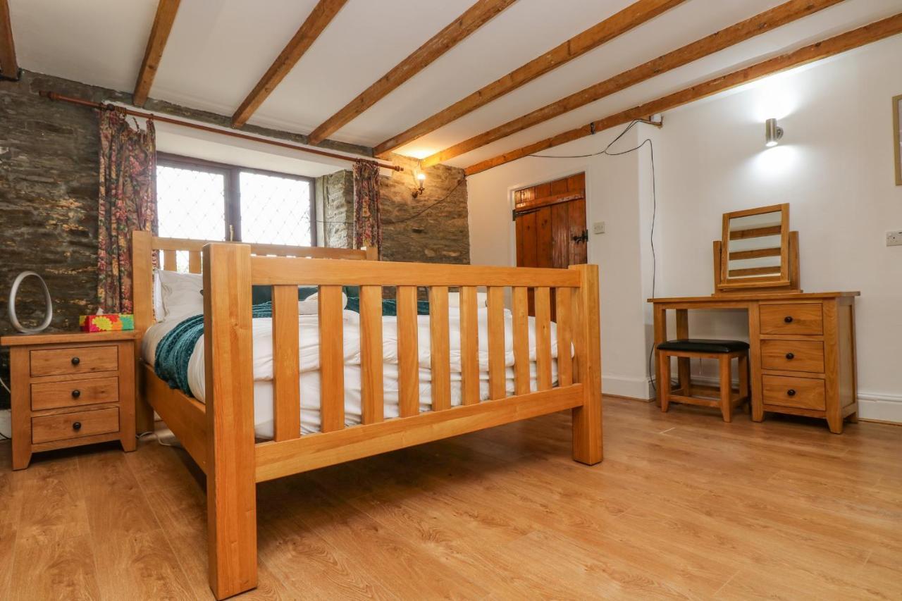 South Boduel Farmhouse Liskeard Bagian luar foto