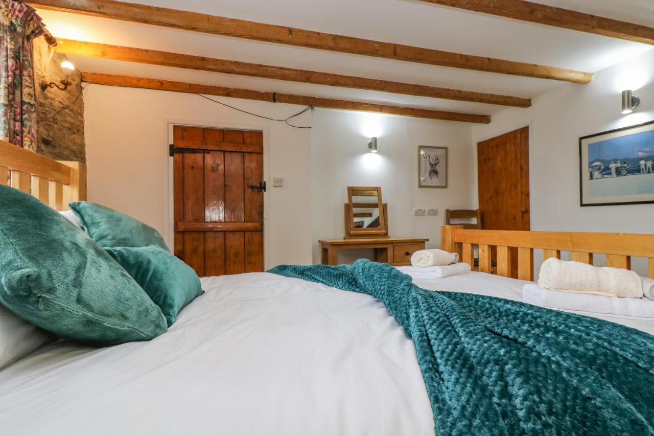 South Boduel Farmhouse Liskeard Bagian luar foto