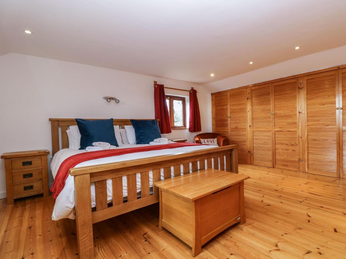 South Boduel Farmhouse Liskeard Bagian luar foto